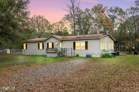 13731 Teal Dr, Keithville, LA 71047