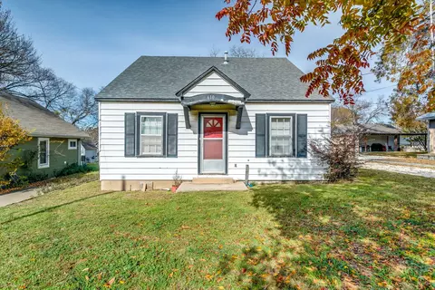 610 W Ball St, Weatherford, TX 76086