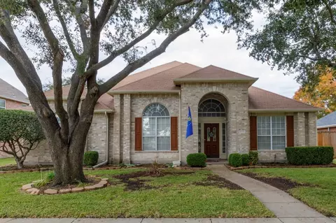 8913 Golden Pond Dr, Rowlett, TX 75089
