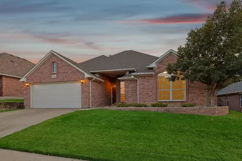 4020 Landisburg Trl, Fort Worth, TX 76244