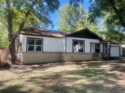 3914 Menn St, Haltom City, TX 76117