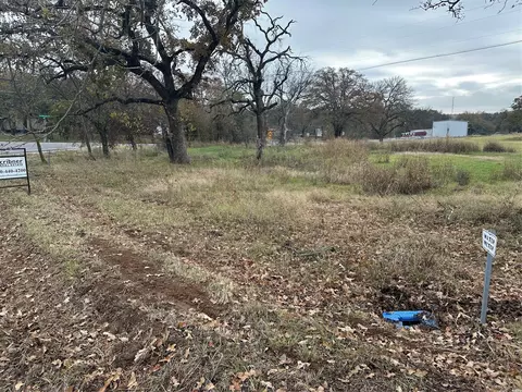 7317 Briar Rd, Azle, TX 76020