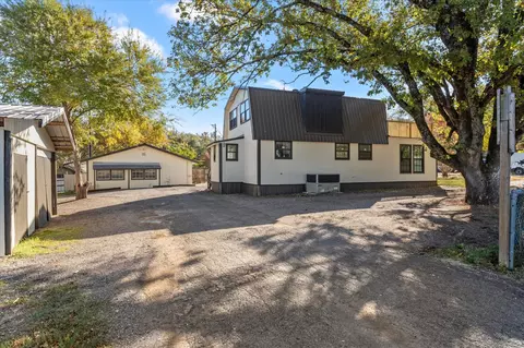 342 Longleaf St, Gun Barrel City, TX 75156