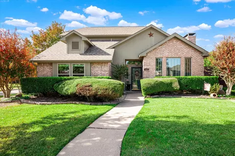 1931 Lansdown Pl, Carrollton, TX 75010