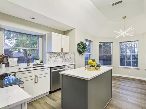 Kitchen - 7501 Cedarbrook Rd, Rowlett, TX 75089 photo 1 of 3