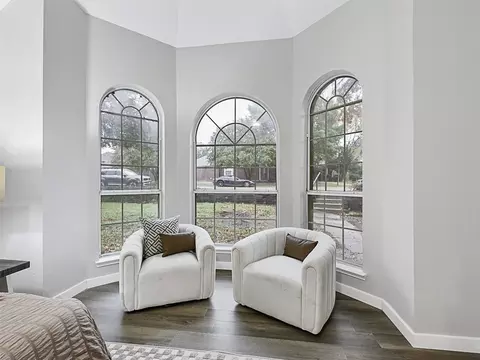 Living - 7501 Cedarbrook Rd, Rowlett, TX 75089 photo 4 of 4