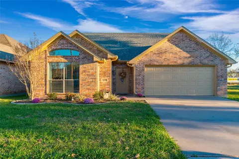 2420 First St #A, Caddo Mills, TX 75135
