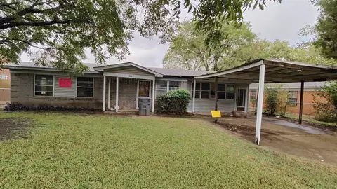 323 Palm Oak Dr, Dallas, TX 75217