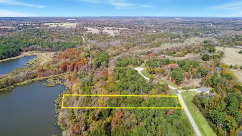 338 Grand View Dr, Athens, TX 75752