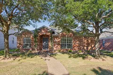 12591 Red Hawk Dr, Frisco, TX 75033