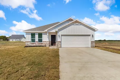 405 Pecan Tree Rd, Waxahachie, TX 75165