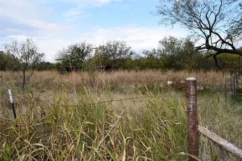 1000 Vale St, Coleman, TX 76834