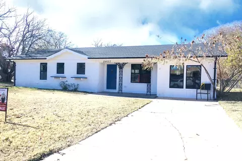 2407 12th St, Brownwood, TX 76801