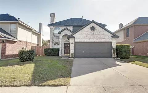 1807 Hunters Ridge Dr, Grapevine, TX 76051