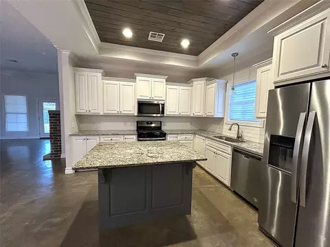 Kitchen - 115 Buck Meadow Dr, Ruston, LA 71270 photo 3 of 3