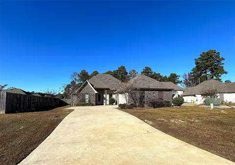 Exterior - 115 Buck Meadow Dr, Ruston, LA 71270 photo 2 of 9