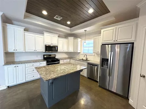Kitchen - 115 Buck Meadow Dr, Ruston, LA 71270 photo 2 of 3