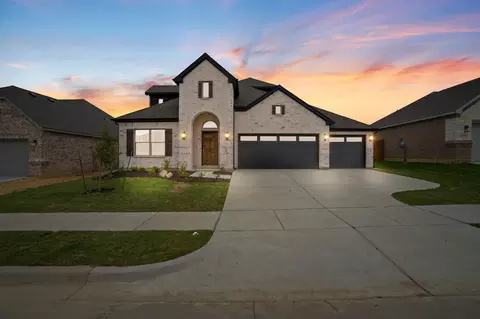 1912 Lake Tahoe Ln, Cleburne, TX 76033
