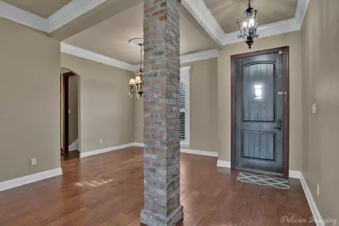 Entry Way - 9910 Loveland Ct, Shreveport, LA 71106 photo 1 of 1
