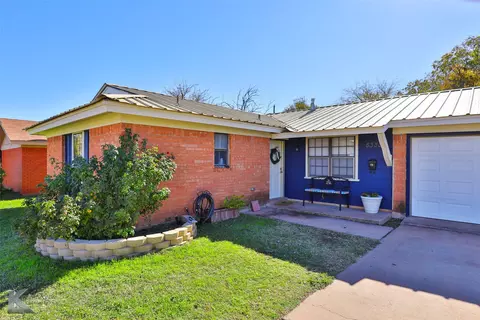 5333 Harwood St, Abilene, TX 79605
