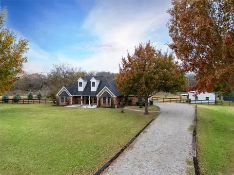 187 Southwood Bnd, Springtown, TX 76082