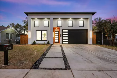 1311 Hendricks Ave, Dallas, TX 75216