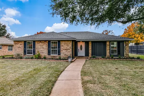 916 High Meadow Dr, Allen, TX 75002