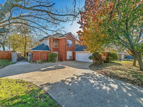3709 Devonaire Dr, Aledo, TX 76008