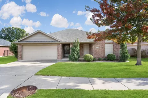 563 Tanglewood Dr, Burleson, TX 76028