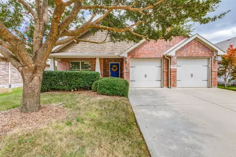 318 Hawthorn Dr, Rockwall, TX 75087