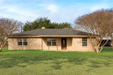 302 Brindley Rd, Maypearl, TX 76064
