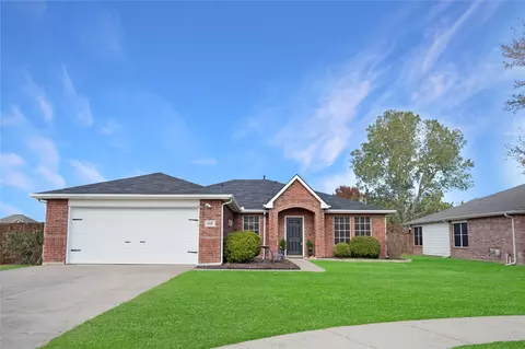 4401 Carriage Lane Cir, Corinth, TX 76208