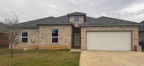 331 Port Dr, Gun Barrel City, TX 75156