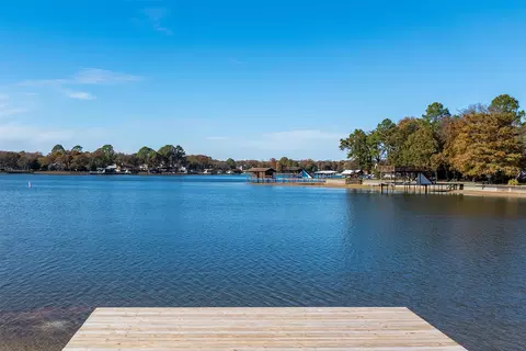 7108 Hickory Rd, Mabank, TX 75156