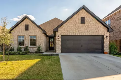6344 Red Cliff Dr, Fort Worth, TX 76179