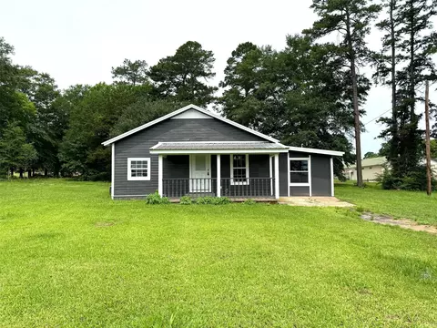106 S Peach St, Ore City, TX 75683