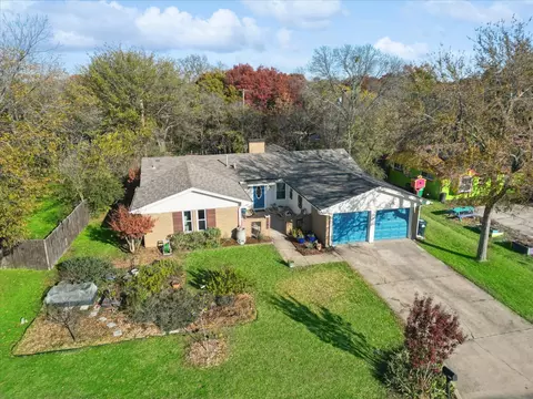 1305 E Windsor Dr, Denton, TX 76209 photo 2