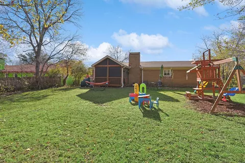 1305 E Windsor Dr, Denton, TX 76209 photo 27