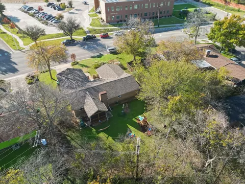 1305 E Windsor Dr, Denton, TX 76209 photo 31