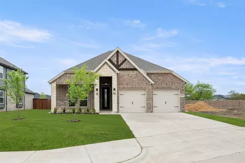 3742 Ironwood St, Midlothian, TX 76065