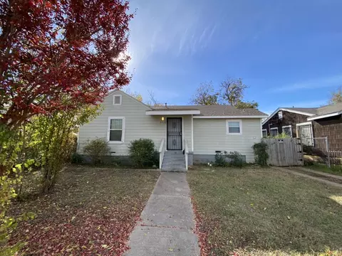 2720 Thannisch Ave, Fort Worth, TX 76105