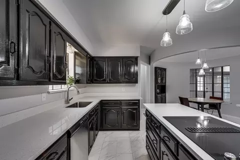 305 Santa Fe Trl, Waxahachie, TX 75165