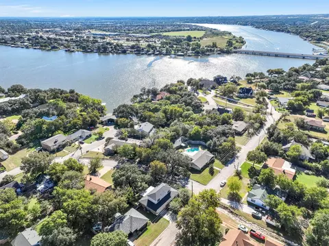 407 Torrey St, Granbury, TX 76048