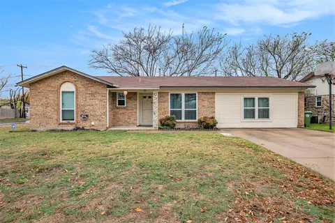 6051 Lalagray Ln, Watauga, TX 76148
