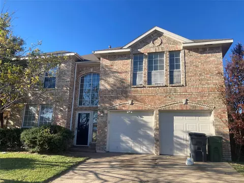 5622 Creekhollow Dr, Arlington, TX 76018