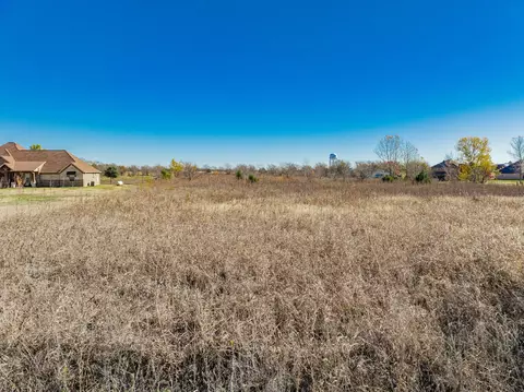 660 S Westmoreland Rd, Waxahachie, TX 75167