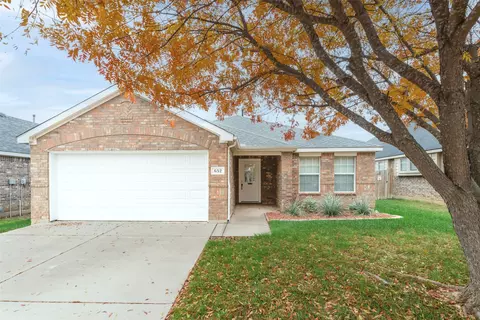 652 Nemitz St, Crowley, TX 76036