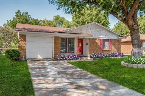 3717 Lisa Ln, Mesquite, TX 75150