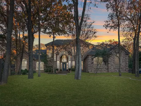 1235 Stanhope Ct, Southlake, TX 76092
