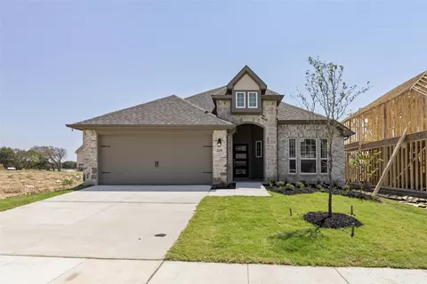 2008 Hickory Ln, Aubrey, TX 76227